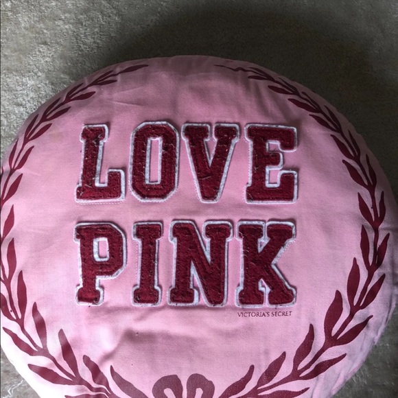ISO of these pillows Vs PINK - Picture 5 of 5